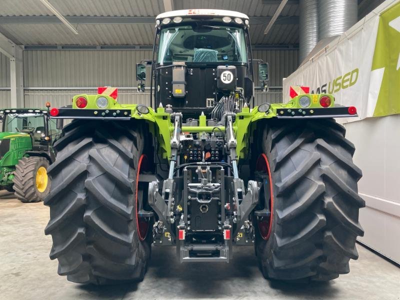 Traktor des Typs CLAAS XERION 5000 TRAC, Gebrauchtmaschine in Molbergen (Bild 9)