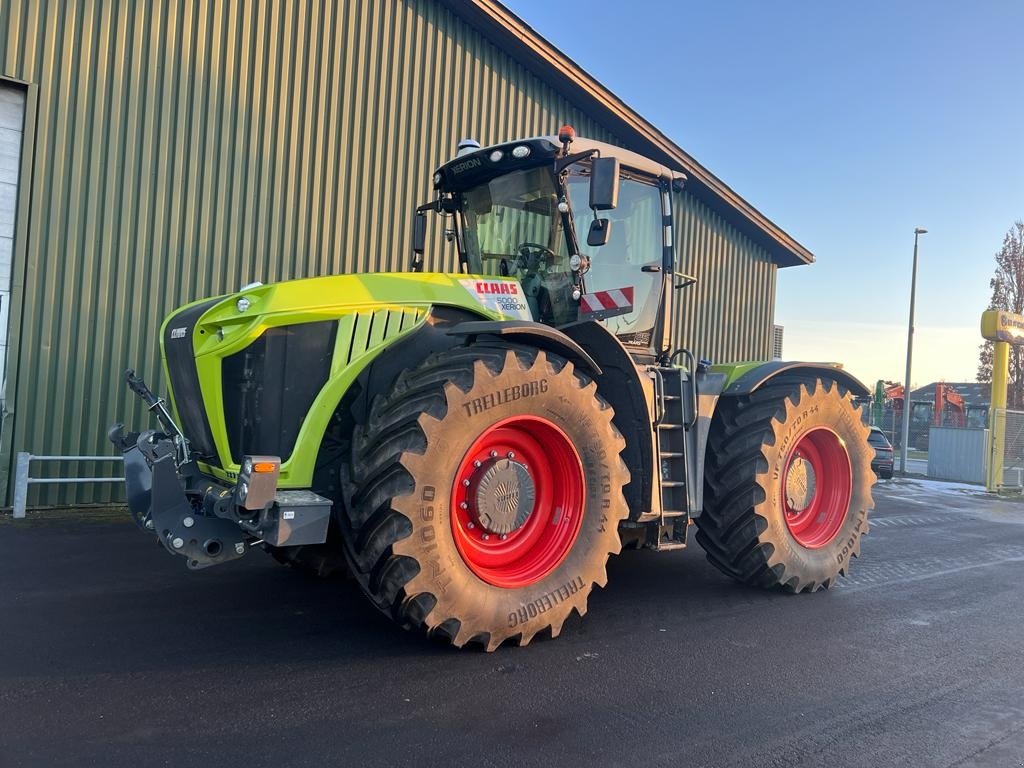 Traktor van het type CLAAS XERION 5000  VC, Gebrauchtmaschine in Middelfart (Foto 5)