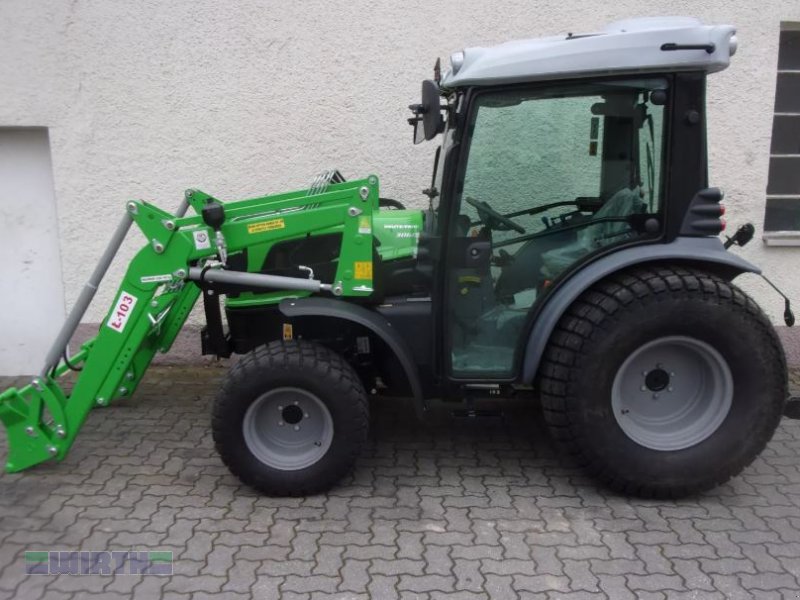 Traktor tip Deutz-Fahr 3060 A, Vorführer 25 Std, mit Frontlader und Rasenbereifung, Neumaschine in Buchdorf (Poză 1)