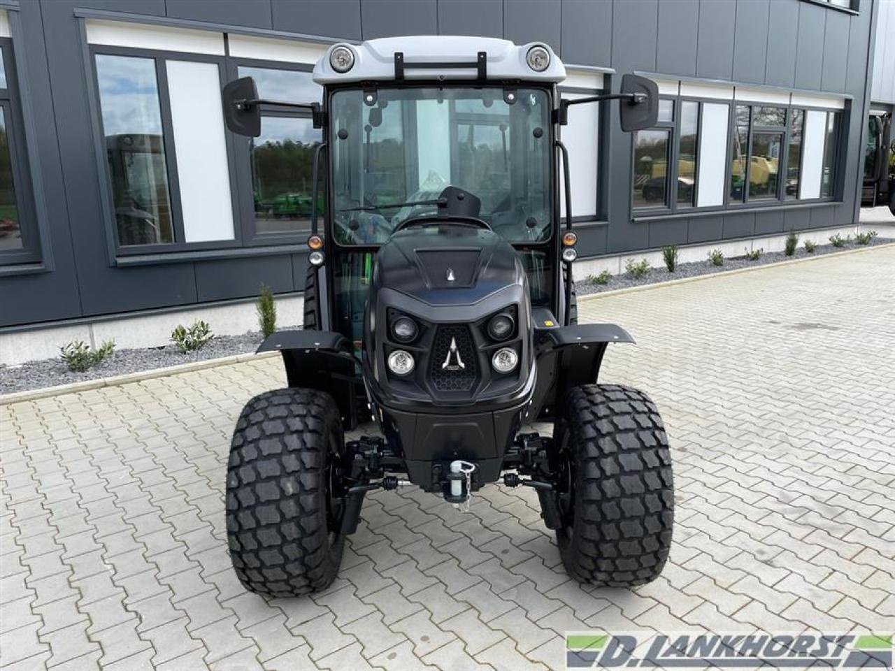 Traktor типа Deutz-Fahr 3060 (B) Matt-Black, Neumaschine в Neuenhaus (Фотография 2)