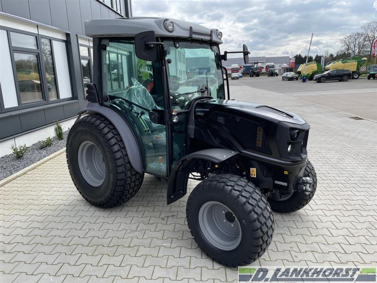 Traktor типа Deutz-Fahr 3060 (B) Matt-Black, Neumaschine в Neuenhaus (Фотография 3)