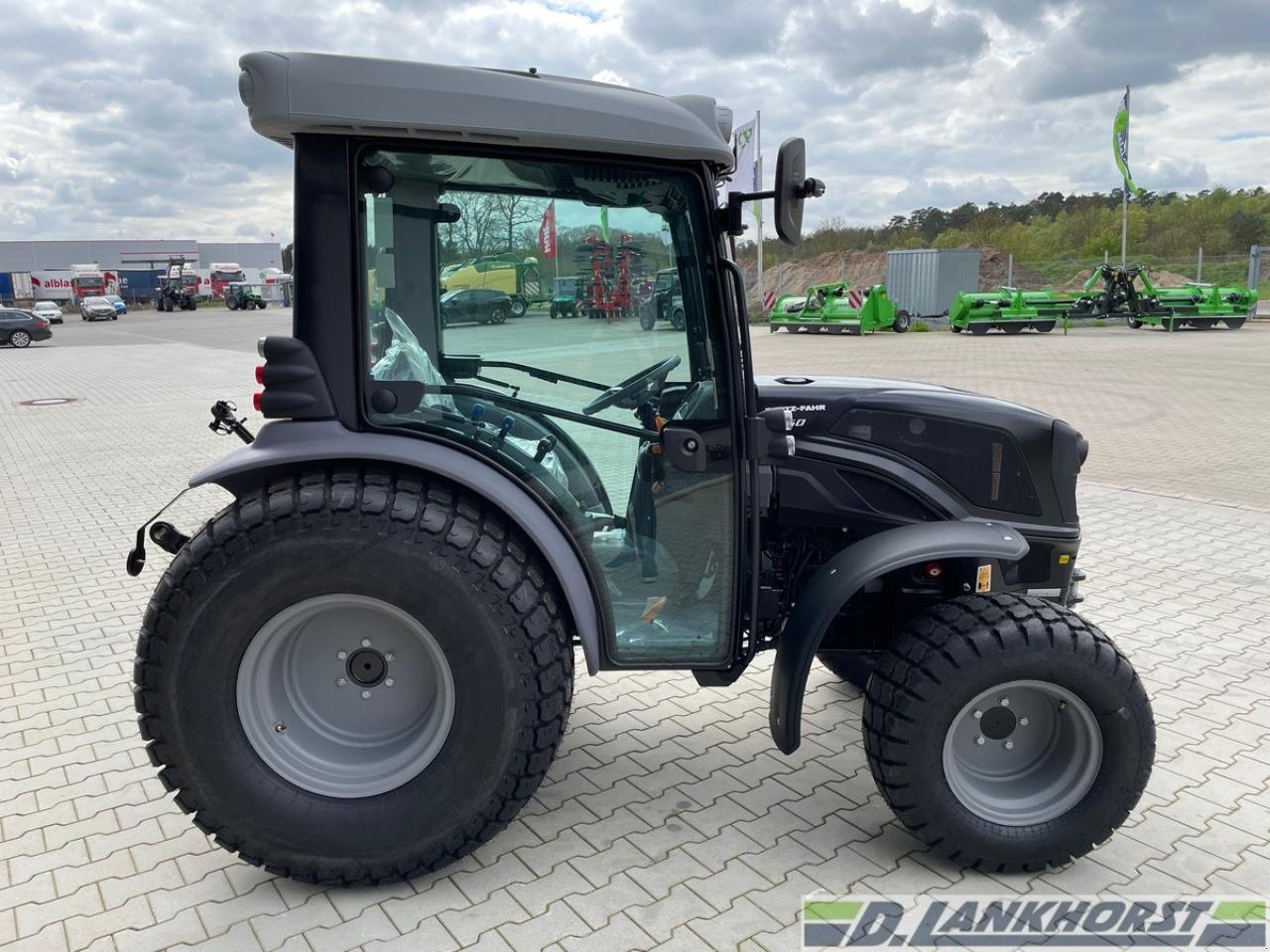 Traktor типа Deutz-Fahr 3060 (B) Matt-Black, Neumaschine в Neuenhaus (Фотография 4)