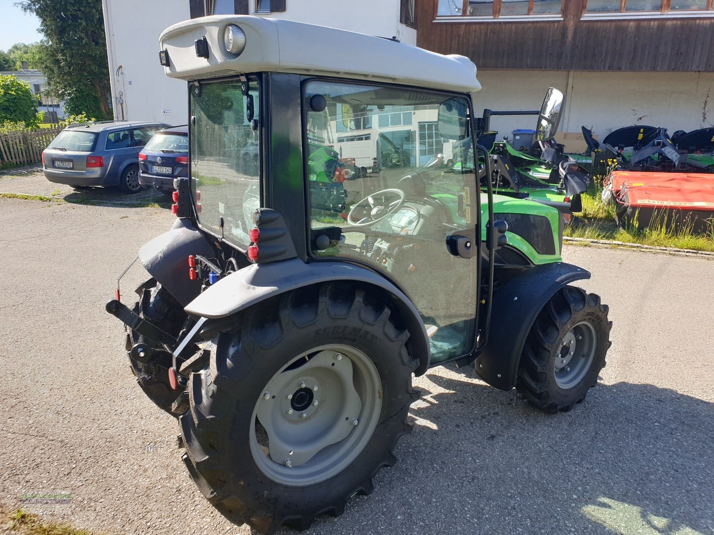 Traktor del tipo Deutz-Fahr 3060 mit Stoll Frontlader CL FC 350 P -Aktionspreis-, Neumaschine In Diessen (Immagine 3)