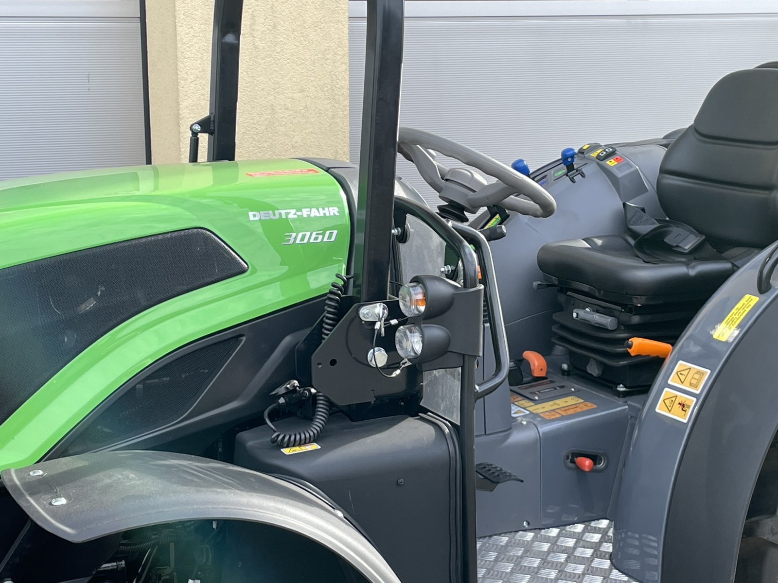 Traktor tip Deutz-Fahr 3060, Neumaschine in Nürnberg (Poză 5)