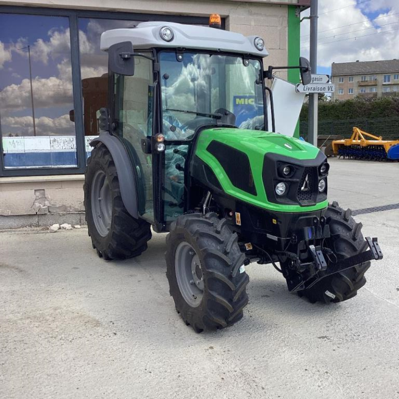 Traktor of the type Deutz-Fahr 3060, Gebrauchtmaschine in AUMONT AUBRAC (Picture 2)