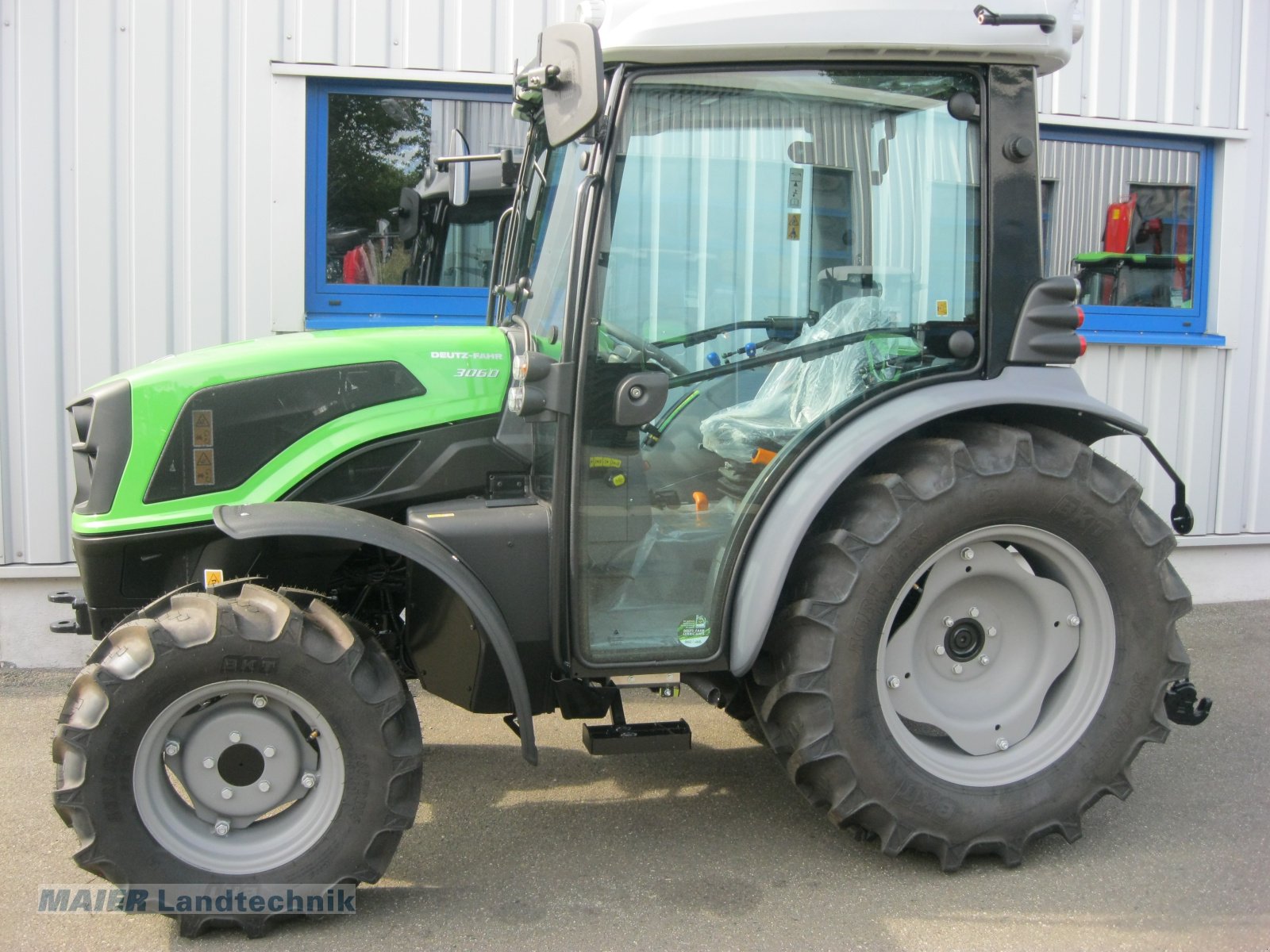 Traktor typu Deutz-Fahr 3060, Neumaschine v Dieterskirchen (Obrázok 3)