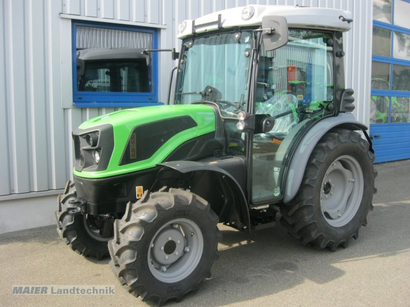 Traktor des Typs Deutz-Fahr 3060, Neumaschine in Dieterskirchen (Bild 1)