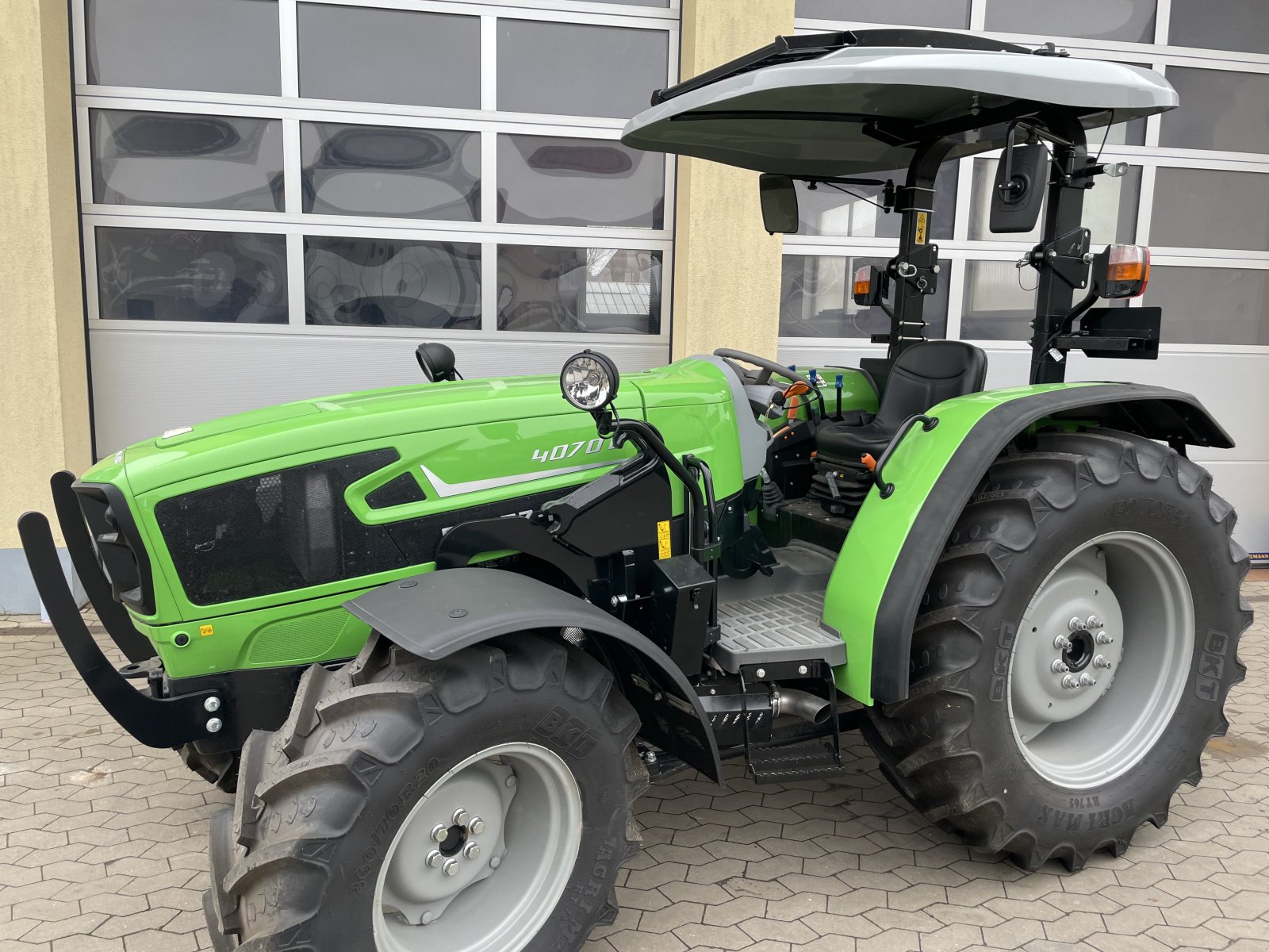 Traktor za tip Deutz-Fahr 4070 E GS, Neumaschine u Nürnberg (Slika 7)