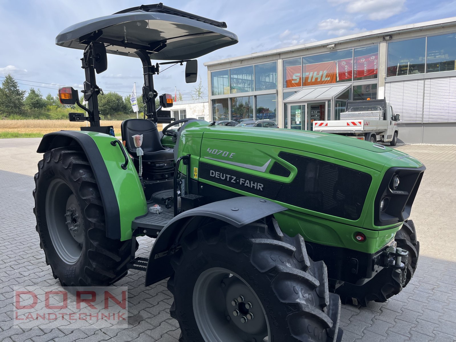 Traktor του τύπου Deutz-Fahr 4070 E GS, Neumaschine σε Bruckberg (Φωτογραφία 1)