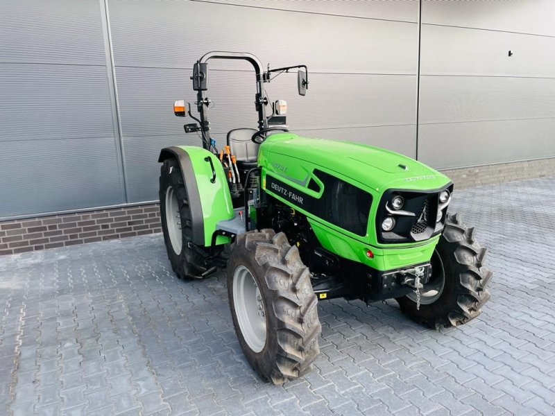Traktor от тип Deutz-Fahr 4070 E, Neumaschine в Coevorden (Снимка 1)