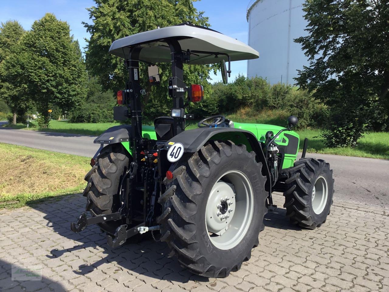 Traktor Türe ait Deutz-Fahr 4070 E, Neumaschine içinde Nordstemmen (resim 2)