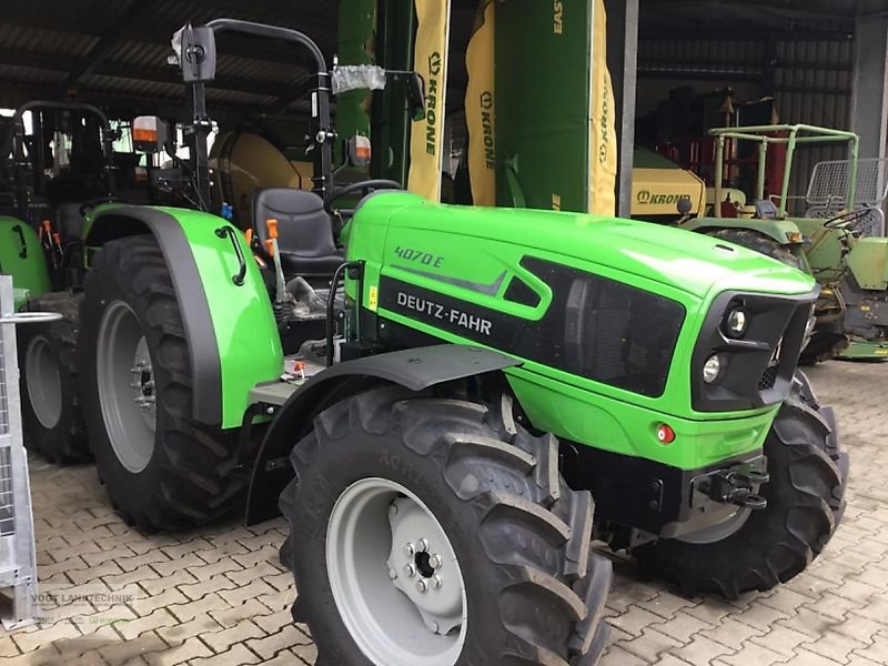 Traktor des Typs Deutz-Fahr 4070 E, Neumaschine in Bodenkirchen (Bild 2)