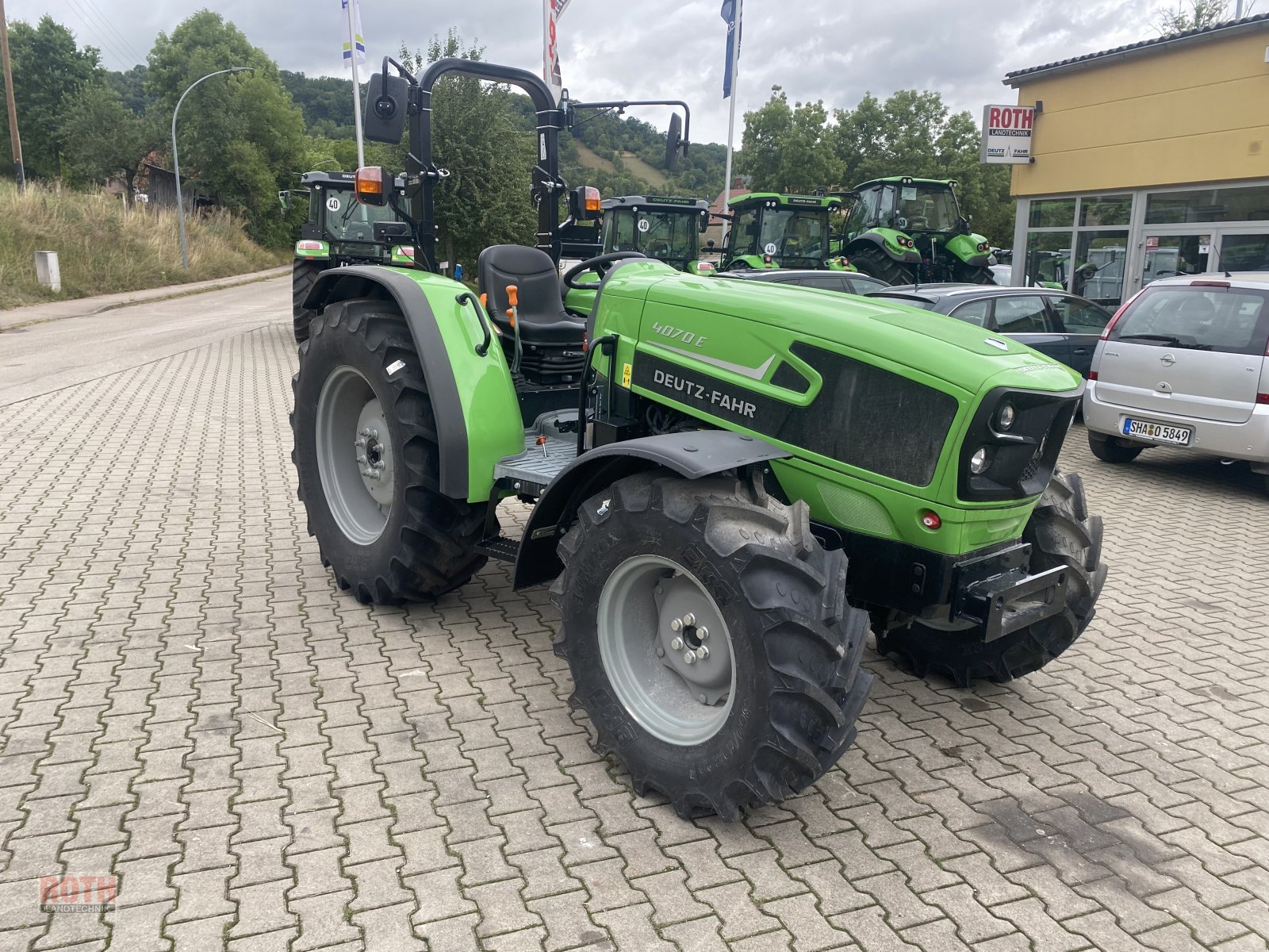 Traktor Türe ait Deutz-Fahr 4070E Aktion, Neumaschine içinde Untermünkheim (resim 1)