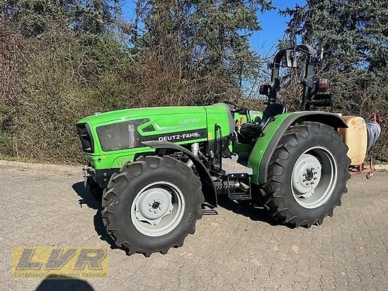 Traktor van het type Deutz-Fahr 4070E, Gebrauchtmaschine in Steinau-Rebsdorf (Foto 1)