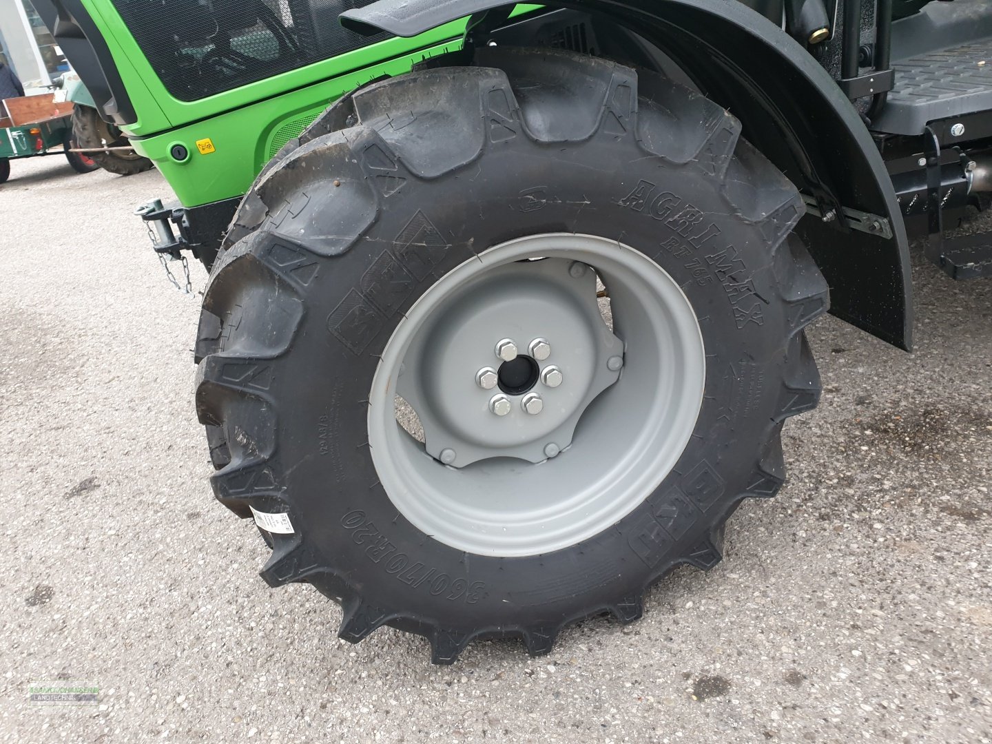 Traktor des Typs Deutz-Fahr 4080 E -Aktionspreis Ernteschlussverkauf-, Neumaschine in Diessen (Bild 14)