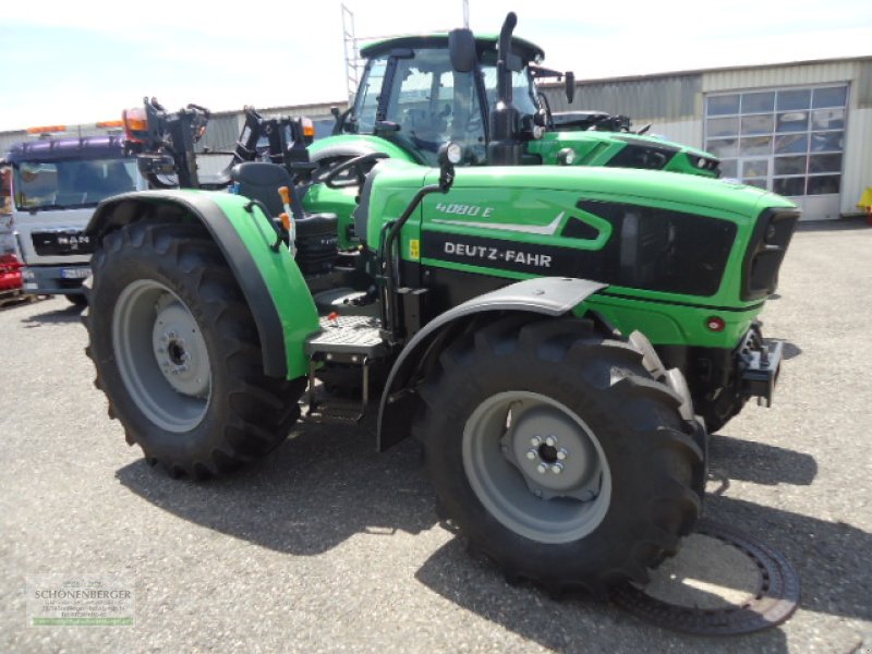 Traktor of the type Deutz-Fahr 4080 E, Neumaschine in Steisslingen (Picture 1)