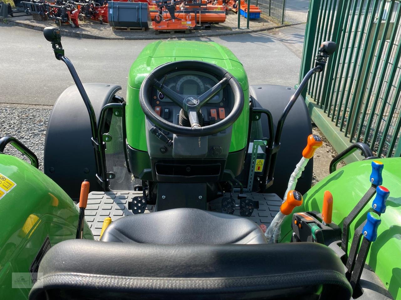 Traktor typu Deutz-Fahr 4080 E, Neumaschine v Eslohe–Bremke (Obrázek 3)