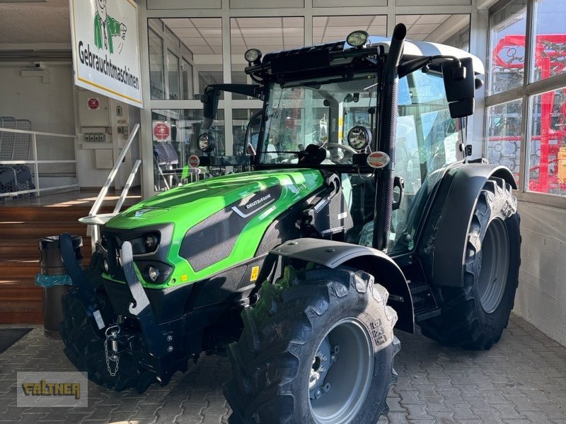 Traktor of the type Deutz-Fahr 5075 D GS, Neumaschine in Büchlberg (Picture 1)