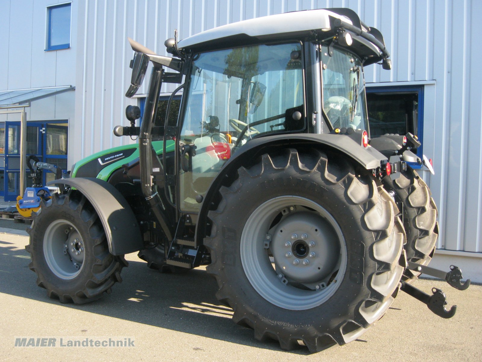 Traktor of the type Deutz-Fahr 5075 D GS, Neumaschine in Dieterskirchen (Picture 5)