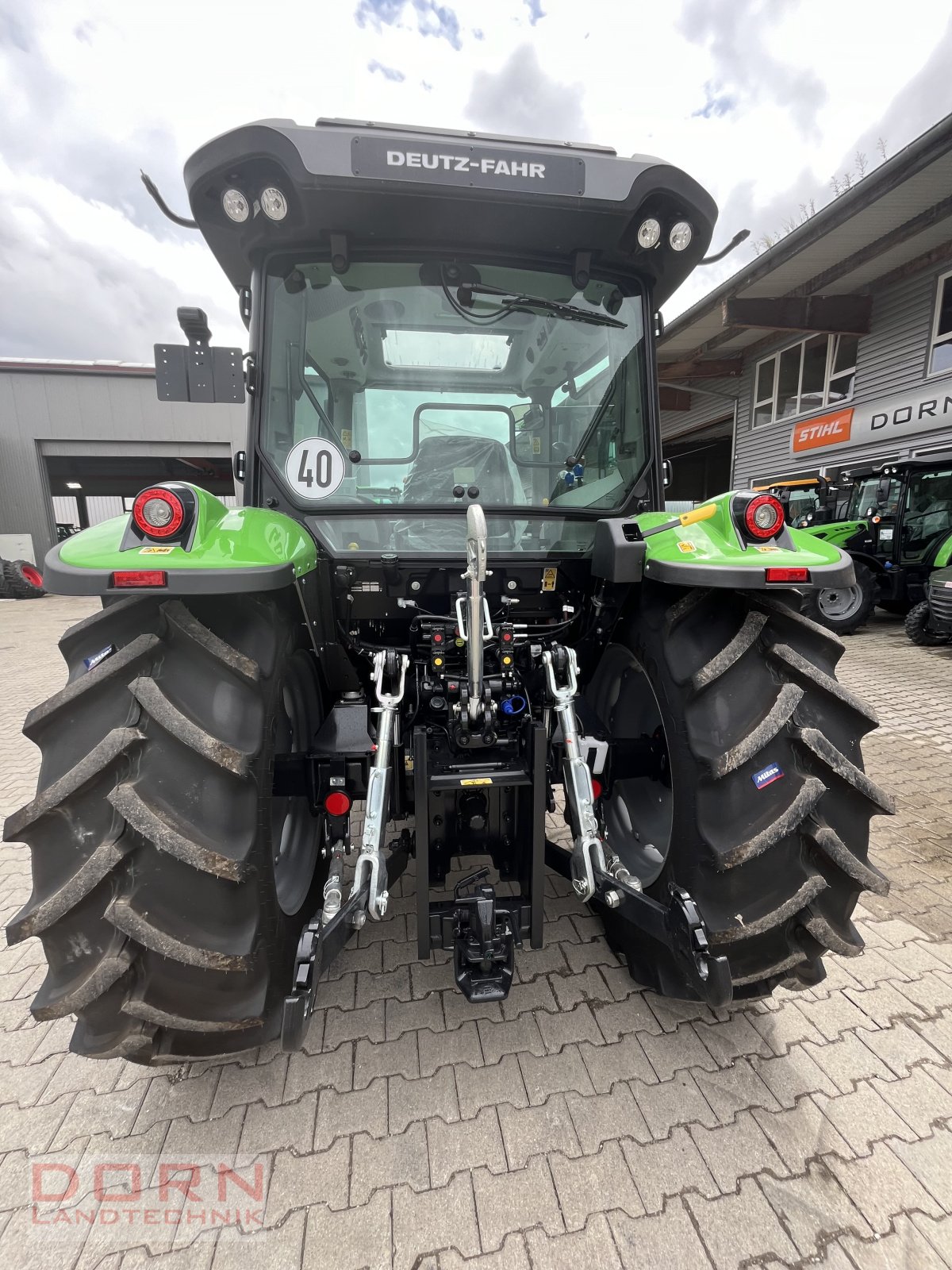 Traktor Türe ait Deutz-Fahr 5075 GS 4 Zylinder ohne Ad Blue, Neumaschine içinde Bruckberg (resim 3)