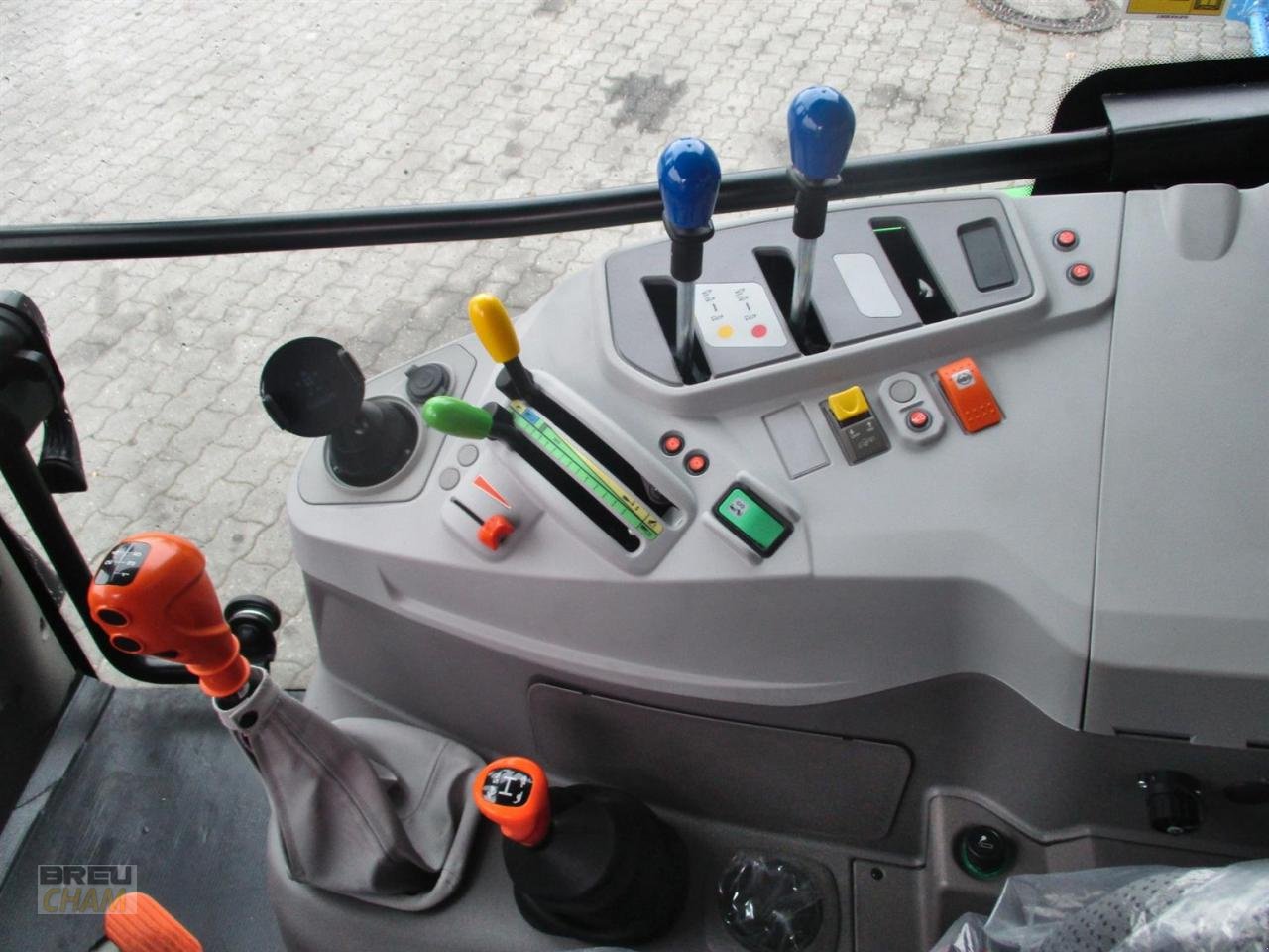 Traktor of the type Deutz-Fahr 5075 Keyline LS, Neumaschine in Cham (Picture 9)