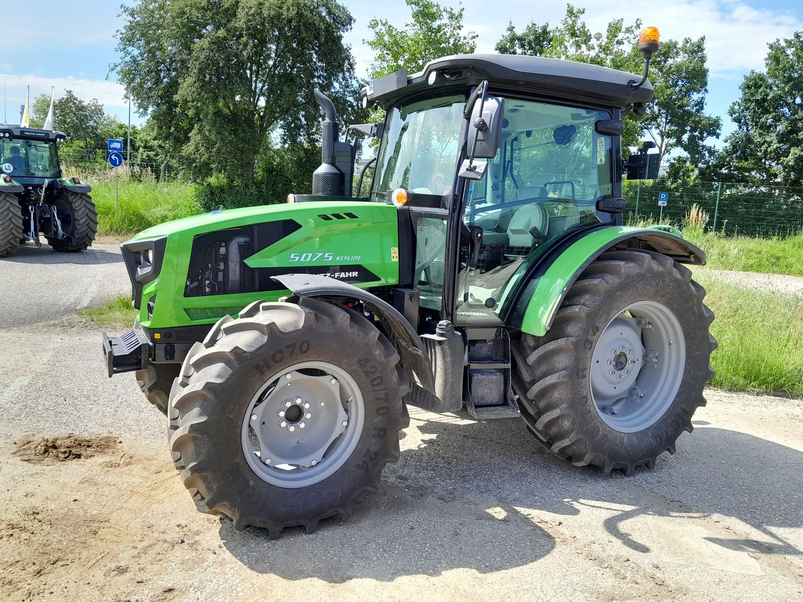 Traktor tipa Deutz-Fahr 5075 Keyline, Neumaschine u Bad Gleichenberg (Slika 6)