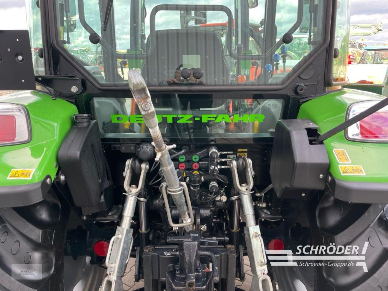 Traktor za tip Deutz-Fahr 5080 D KEYLINE (VARIANTE B), Gebrauchtmaschine u Wildeshausen (Slika 19)