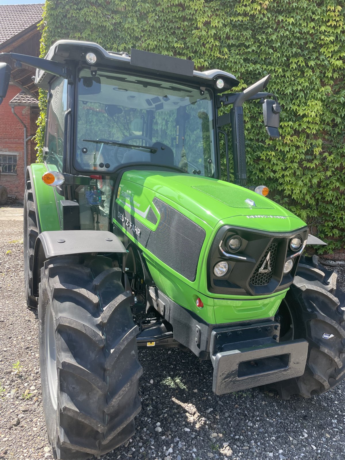 Traktor типа Deutz-Fahr 5080 D KEYLINE, Neumaschine в Ochsenhausen (Фотография 1)