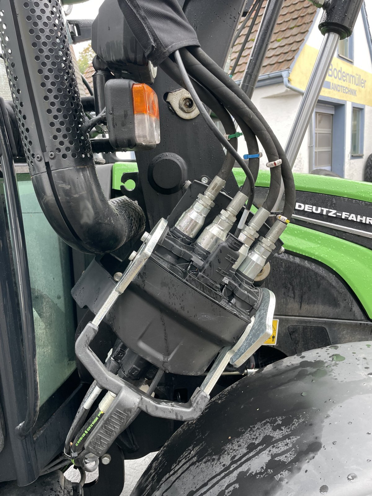 Traktor typu Deutz-Fahr 5080 D, Gebrauchtmaschine w Ochsenhausen (Zdjęcie 9)