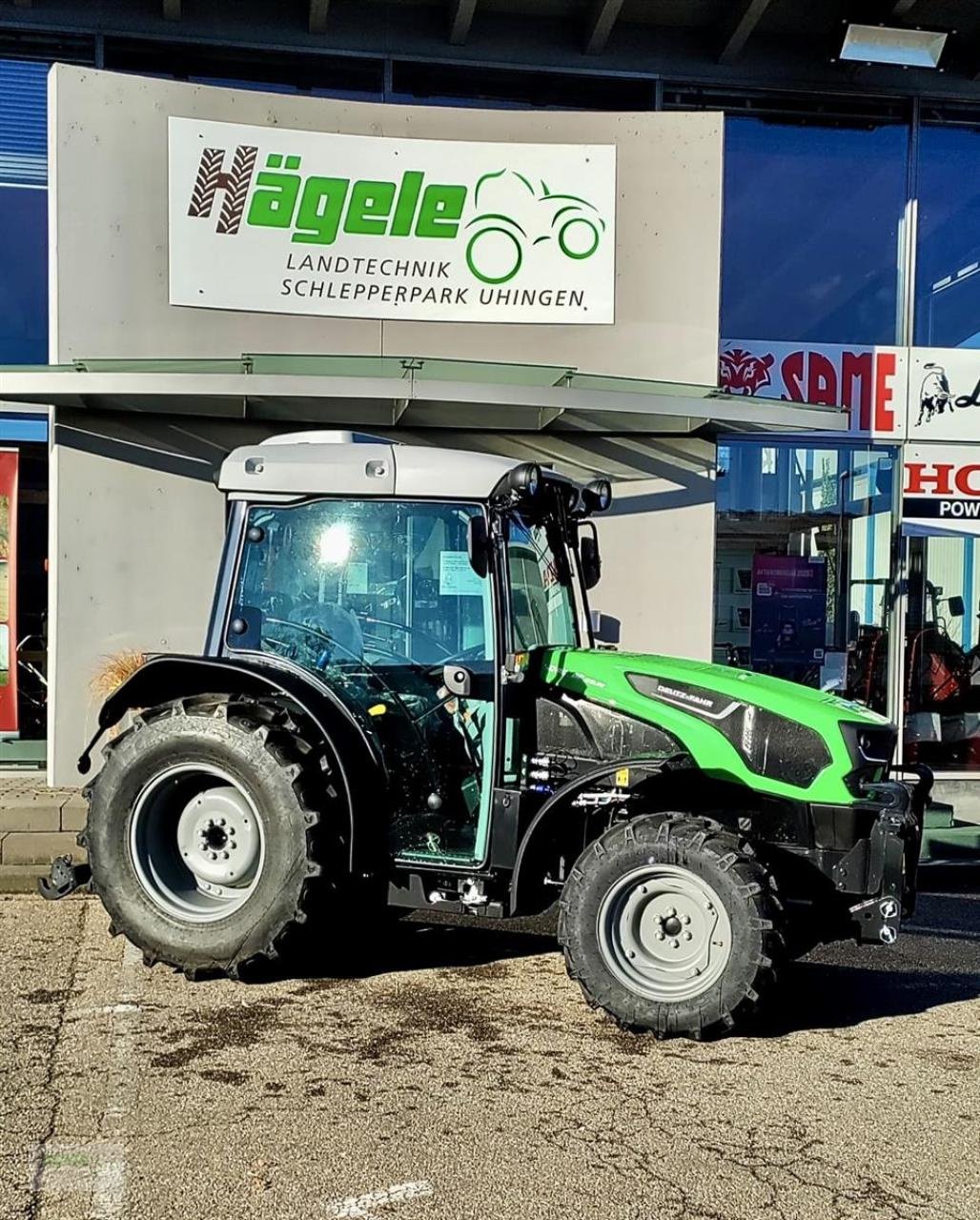 Traktor of the type Deutz-Fahr 5080 DF ECOLINE GS STAGE V, Neumaschine in Uhingen (Picture 1)