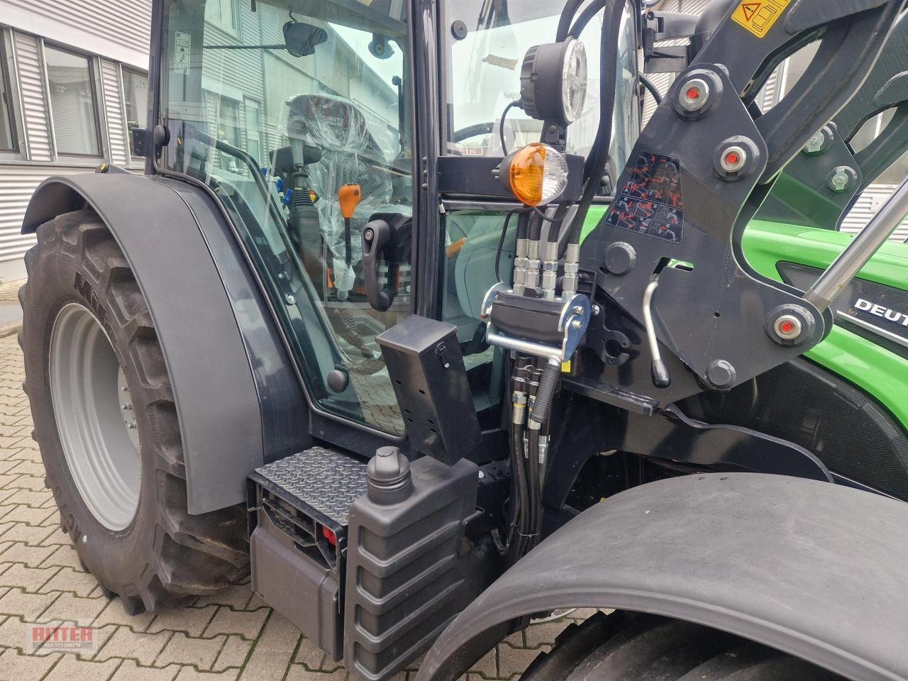 Traktor типа Deutz-Fahr 5095 D GS STAGE V [MY2024[, Neumaschine в Zell a. H. (Фотография 5)