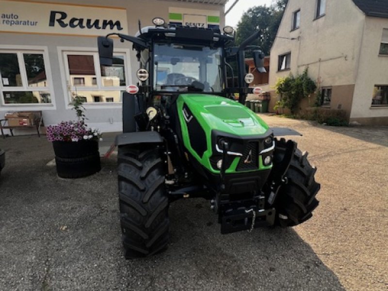 Traktor of the type Deutz-Fahr 5095 D GS Warrior BBV-Aktion, Neumaschine in Offenhausen