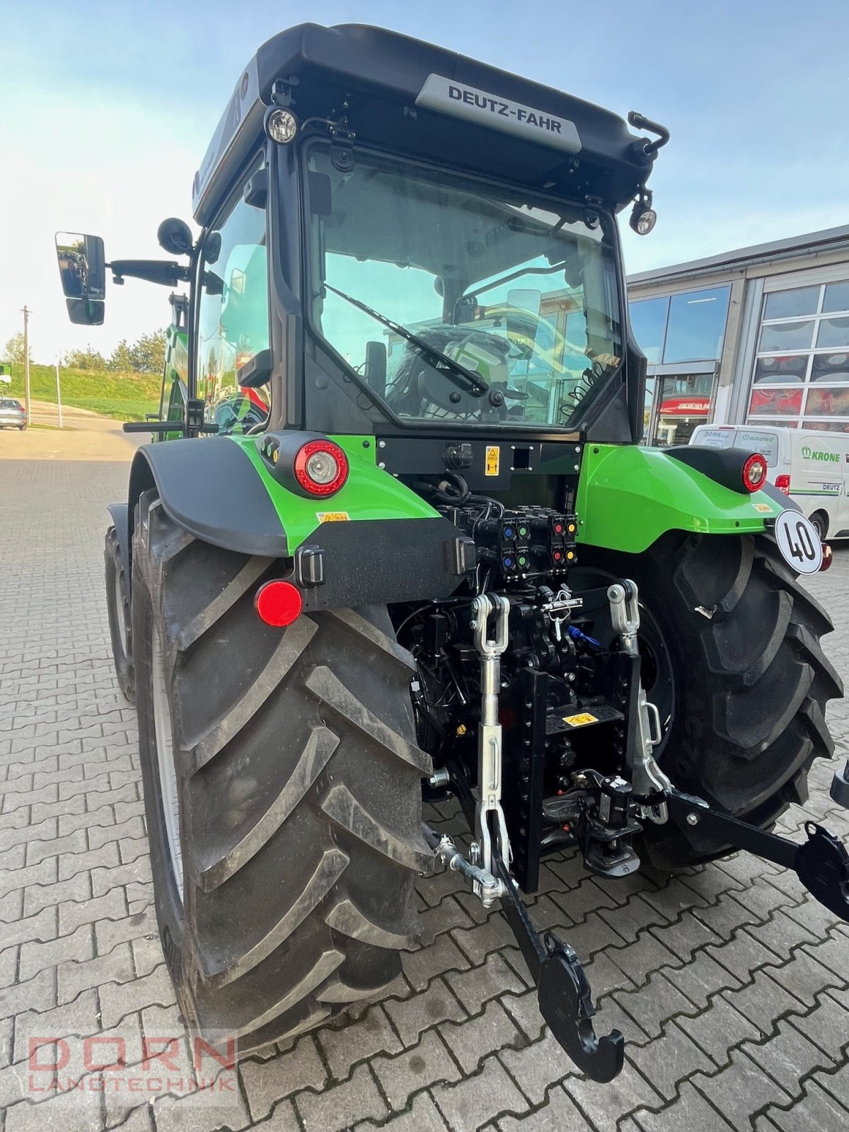 Traktor des Typs Deutz-Fahr 5095 D TTV + Stoll 38-20 P 5 Jahre o%, Neumaschine in Bruckberg (Bild 5)