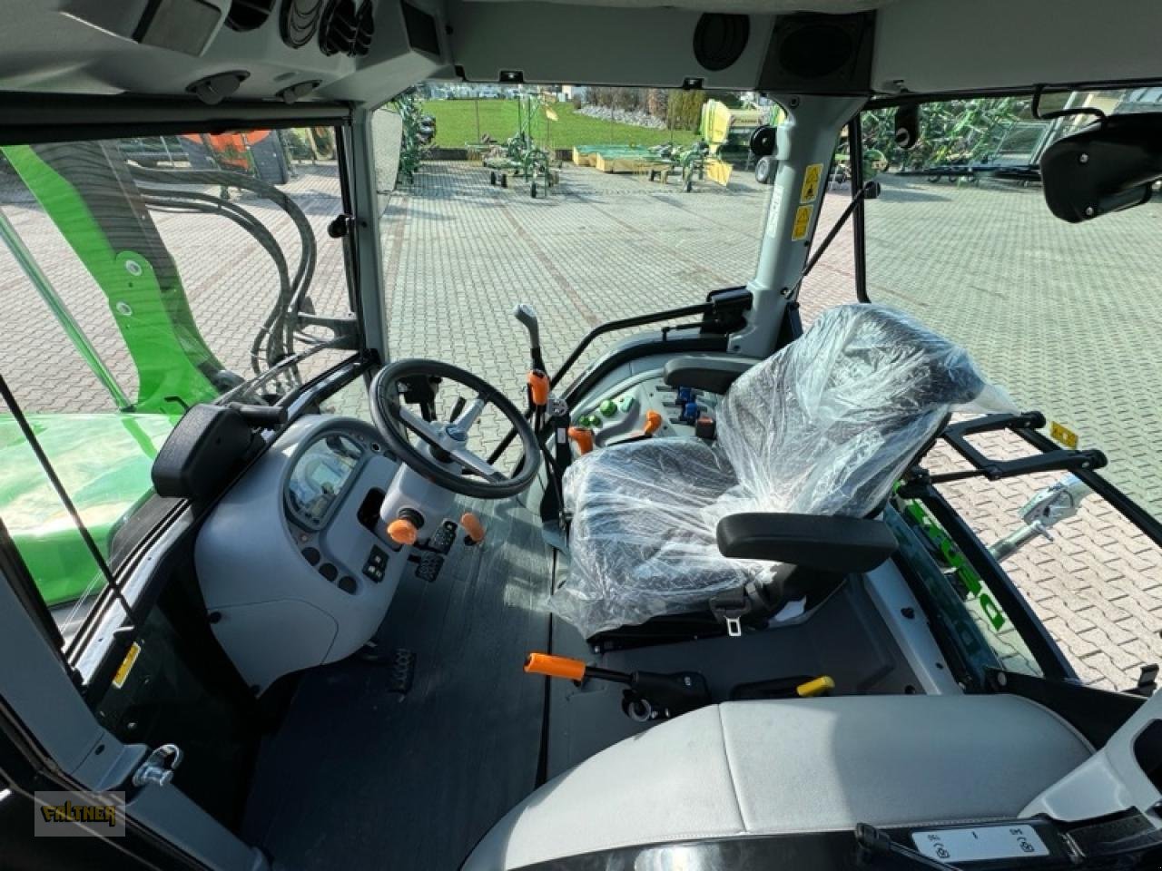 Traktor typu Deutz-Fahr 5095 D, Neumaschine w Büchlberg (Zdjęcie 6)