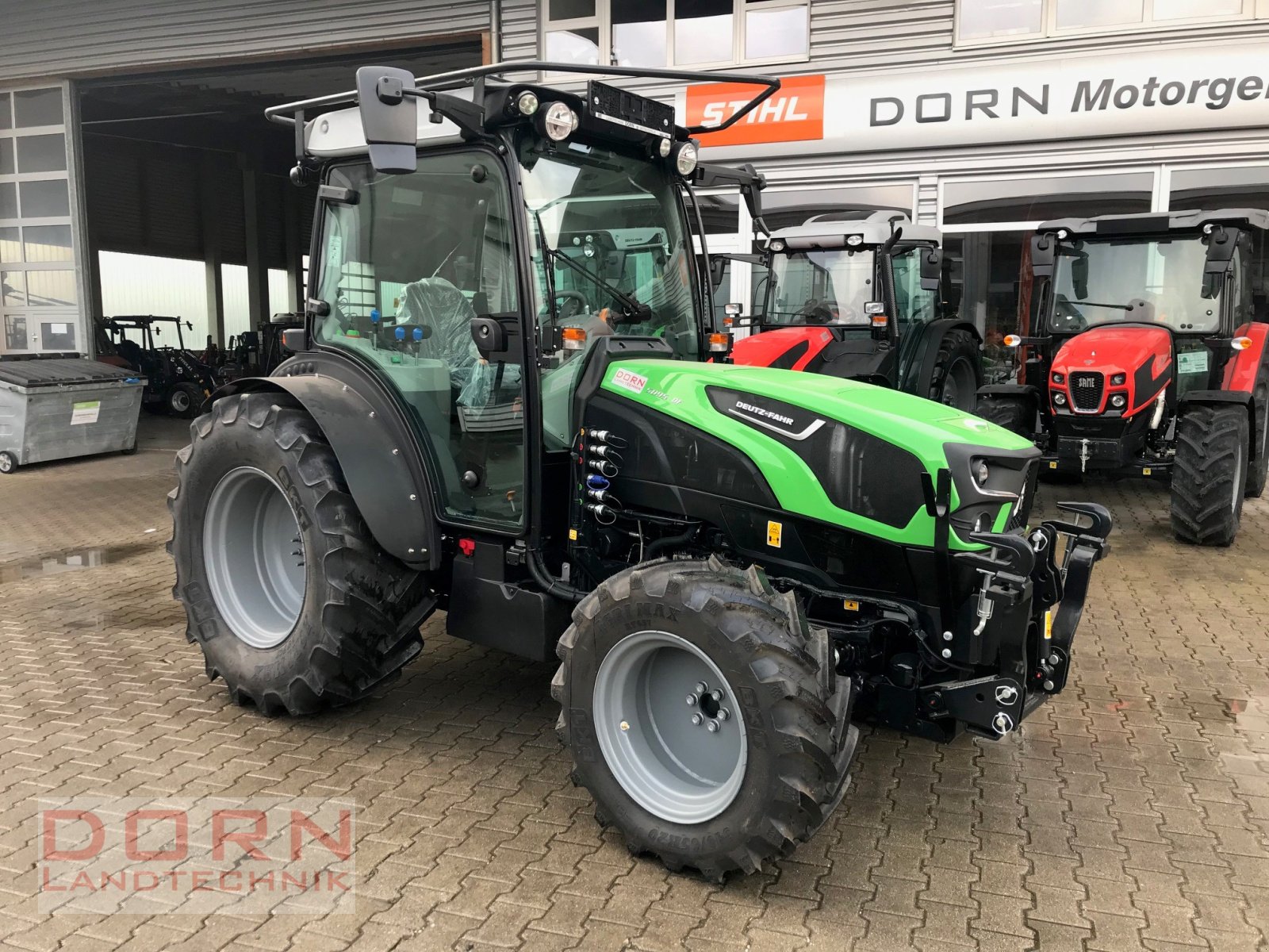 Traktor tipa Deutz-Fahr 5095 GS  DF, Neumaschine u Bruckberg (Slika 1)