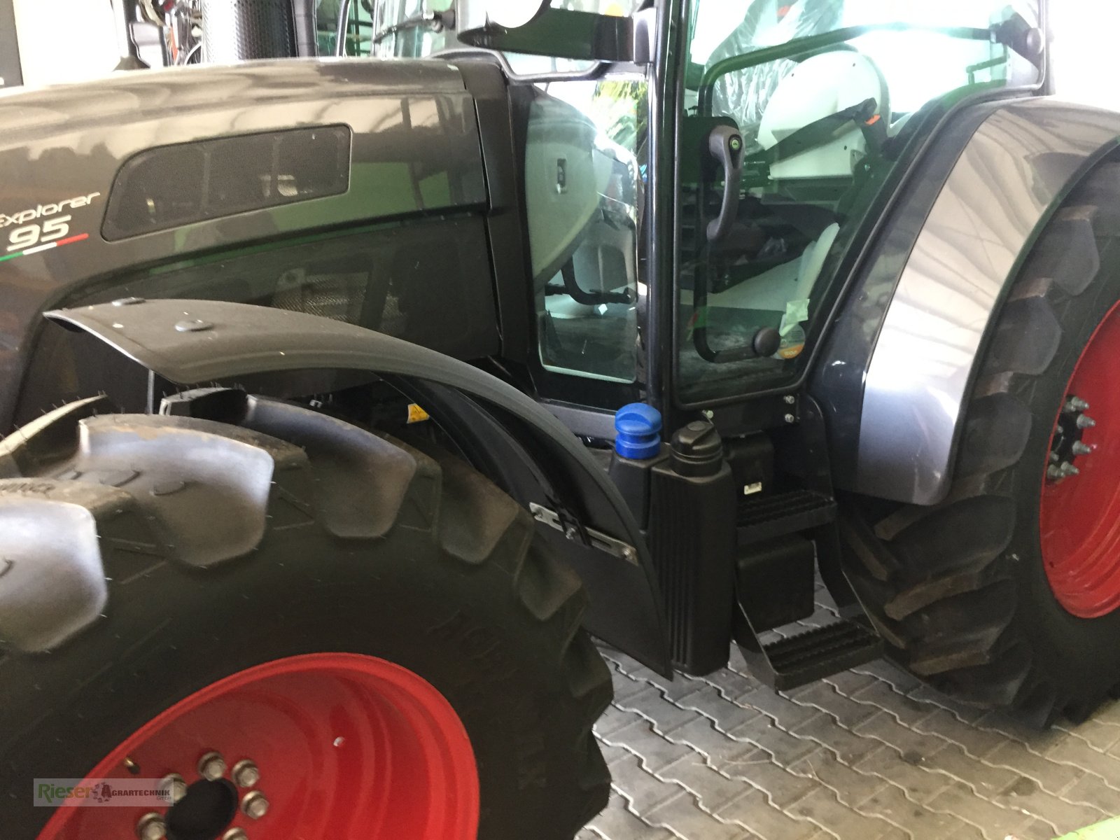 Traktor des Typs Deutz-Fahr 5095 GS Same Explorer 95 GS Frontzapfwelle Fronthydraulik im Paketpreis 3800,00 € inkl. Steuer, Neumaschine in Nördlingen (Bild 5)