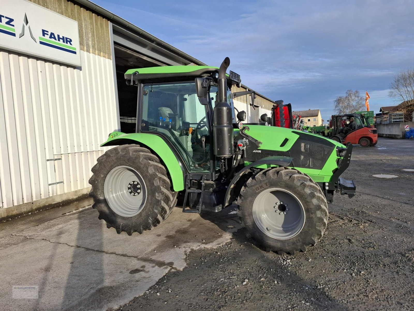 Traktor от тип Deutz-Fahr 5095 GS, Gebrauchtmaschine в Unterdietfurt (Снимка 5)