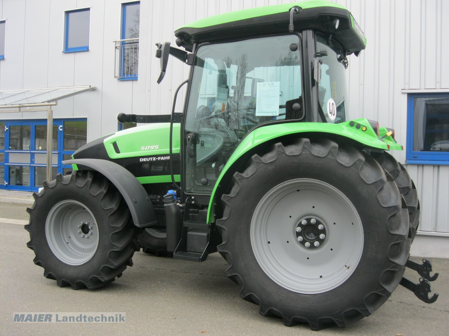 Traktor του τύπου Deutz-Fahr 5095 GS, Neumaschine σε Dieterskirchen (Φωτογραφία 4)