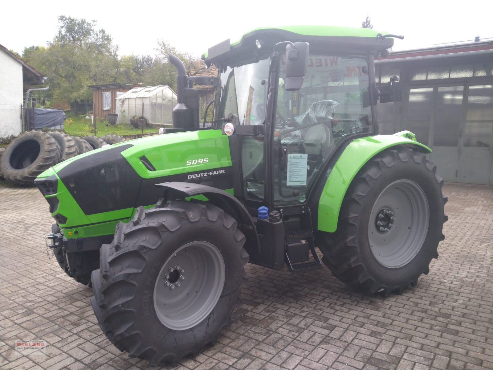 Traktor типа Deutz-Fahr 5095 LS, Neumaschine в Lossburg-Wittendorf (Фотография 1)