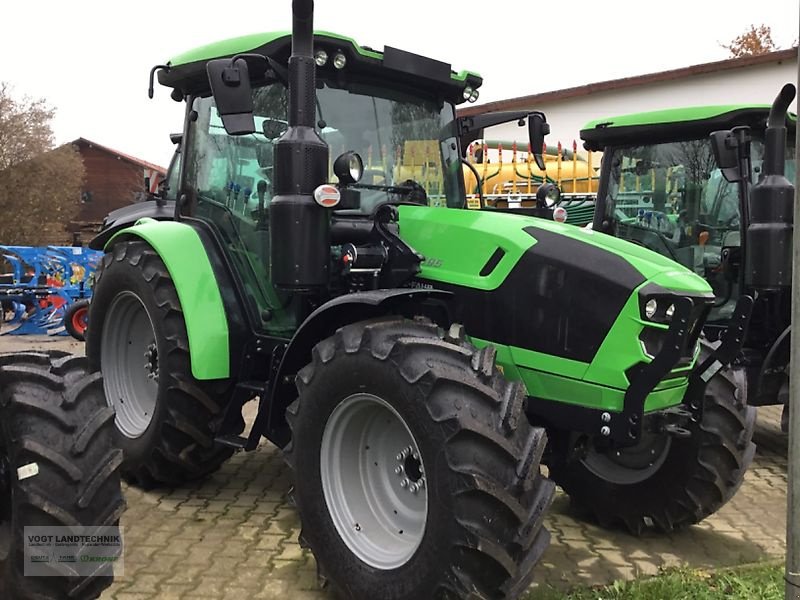 Traktor of the type Deutz-Fahr 5095, Neumaschine in Bodenkirchen (Picture 1)