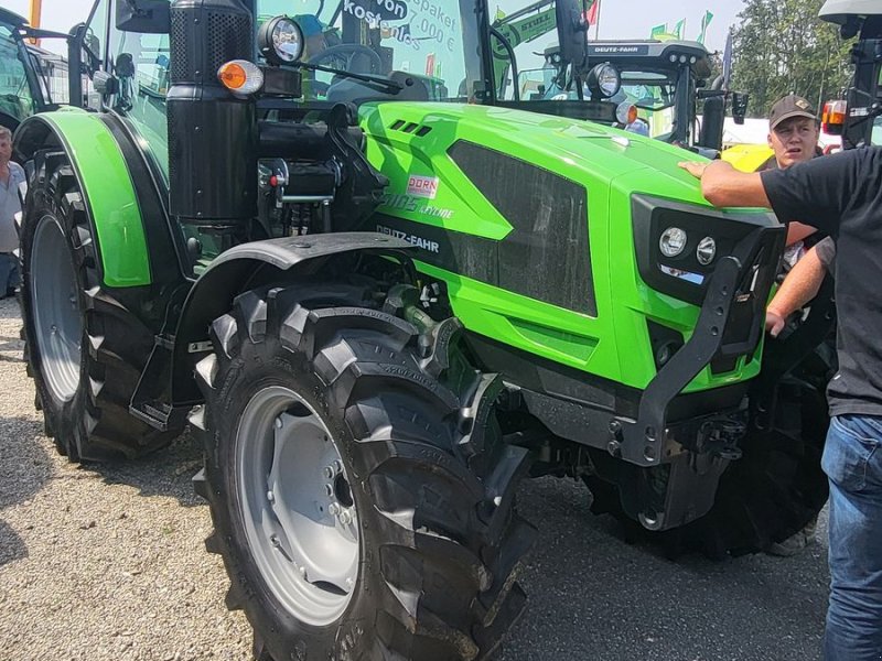 Traktor of the type Deutz-Fahr 5095, Gebrauchtmaschine in Kollerschlag