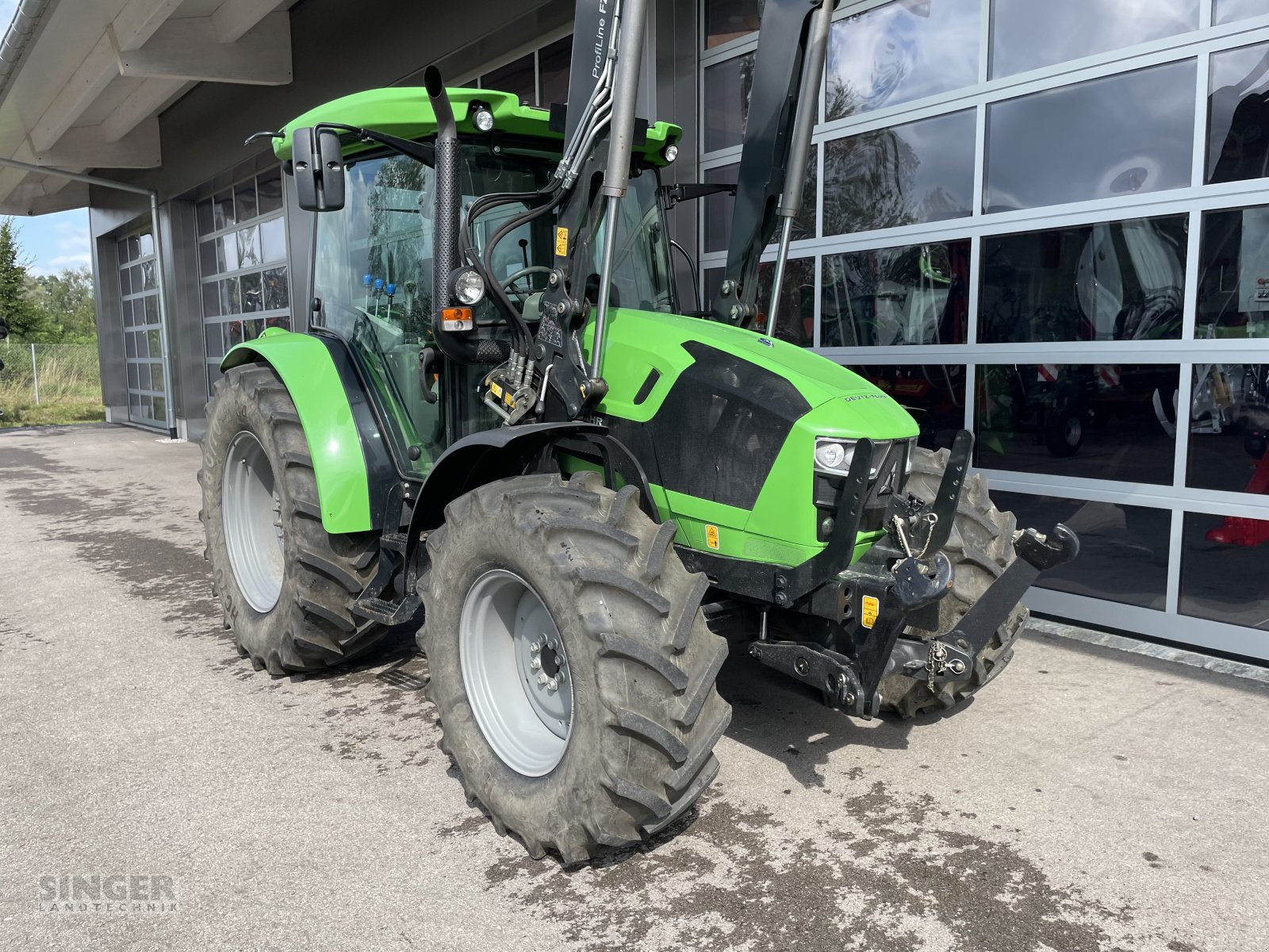 Traktor del tipo Deutz-Fahr 5100 C ohne Ad-Blue, FZW FKH FL DL, Gebrauchtmaschine en Ebenhofen (Imagen 3)