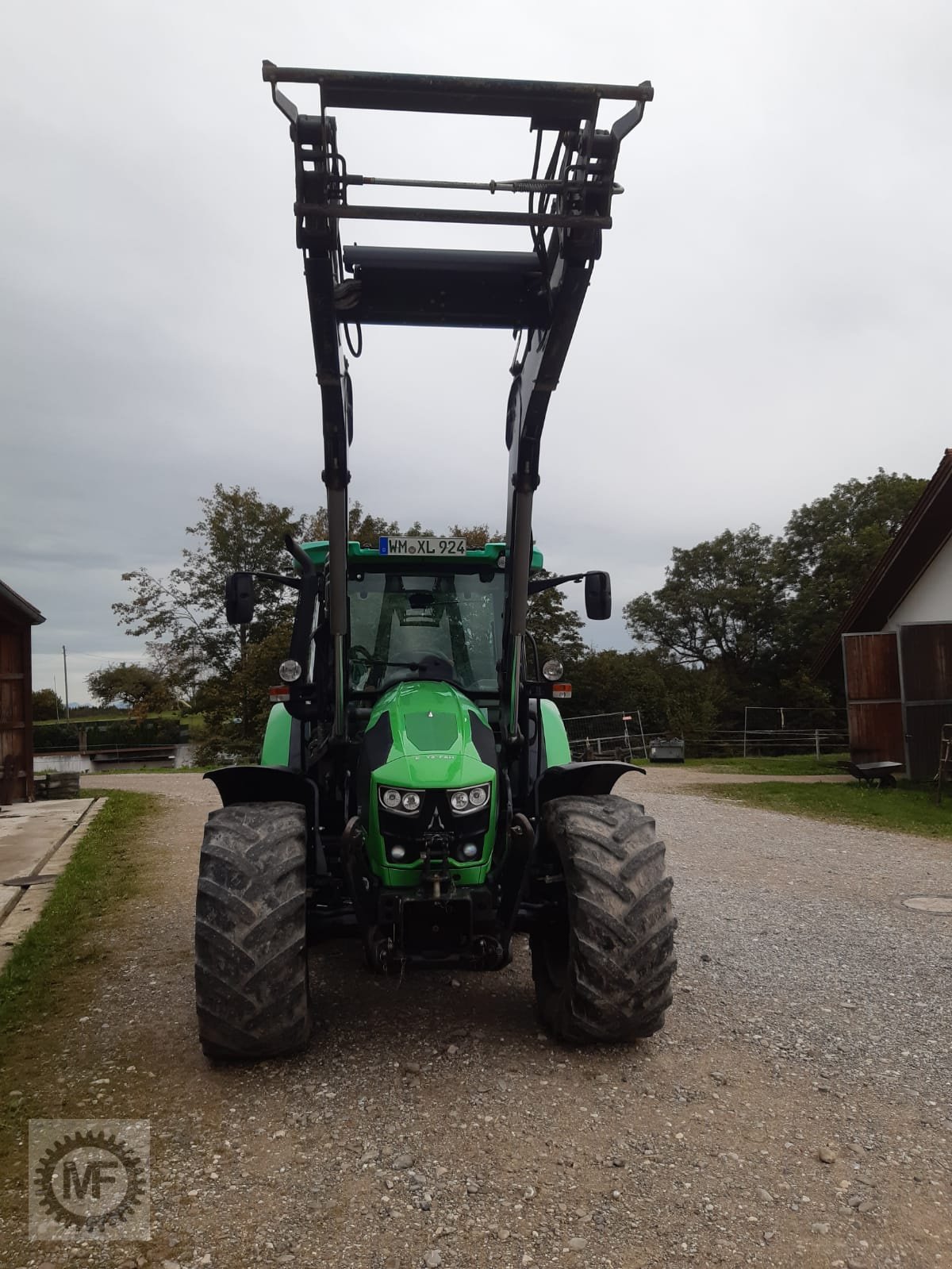 Traktor van het type Deutz-Fahr 5100 C, Gebrauchtmaschine in Huglfing (Foto 3)