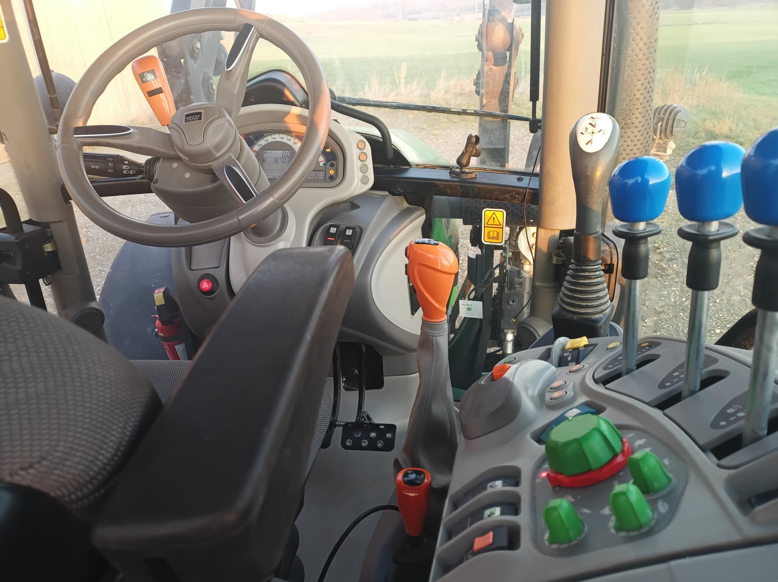 Traktor tipa Deutz-Fahr 5100 C, Gebrauchtmaschine u Sugenheim (Slika 2)