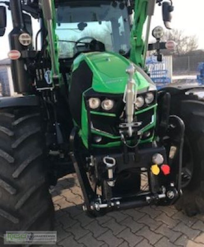 Traktor van het type Deutz-Fahr 5100 G GS Aktion mit Industrielader kostenlos, für BBV Mitglieder 3000,00 € Fördernachlass, Neumaschine in Nördlingen (Foto 5)