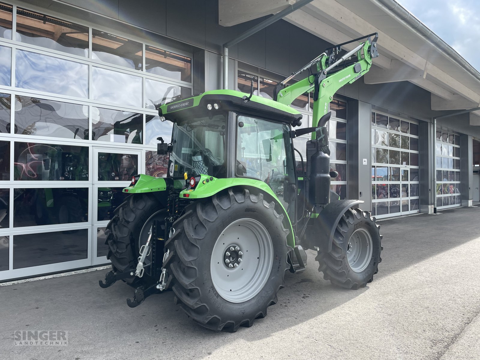 Traktor от тип Deutz-Fahr 5100 G mit Frontlader, Neumaschine в Ebenhofen (Снимка 2)