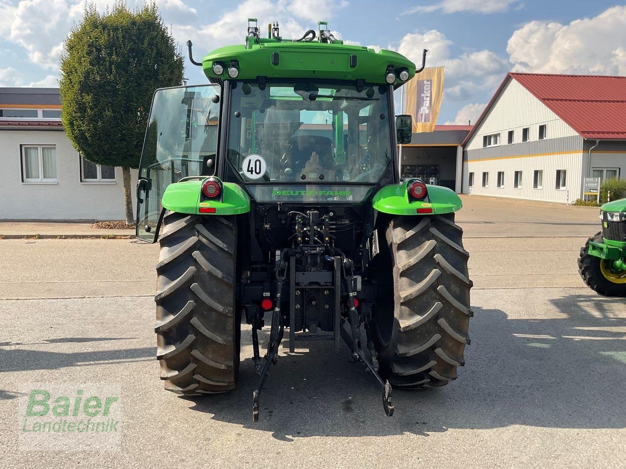 Traktor des Typs Deutz-Fahr 5100 G, Gebrauchtmaschine in OBERNDORF-HOCHMOESSINGEN (Bild 5)