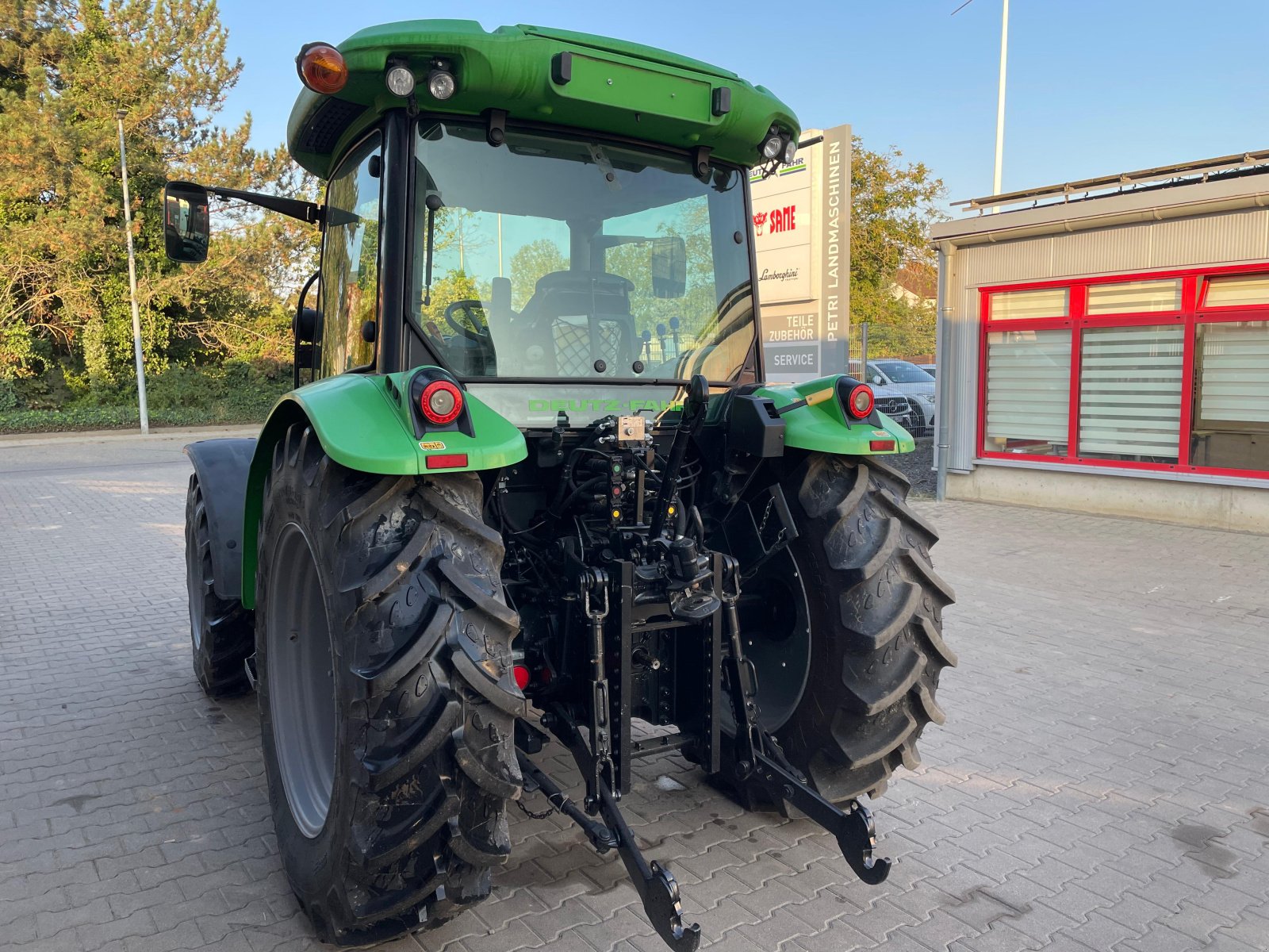 Traktor des Typs Deutz-Fahr 5100 G, Gebrauchtmaschine in Dannstadt-Schauernheim (Bild 2)