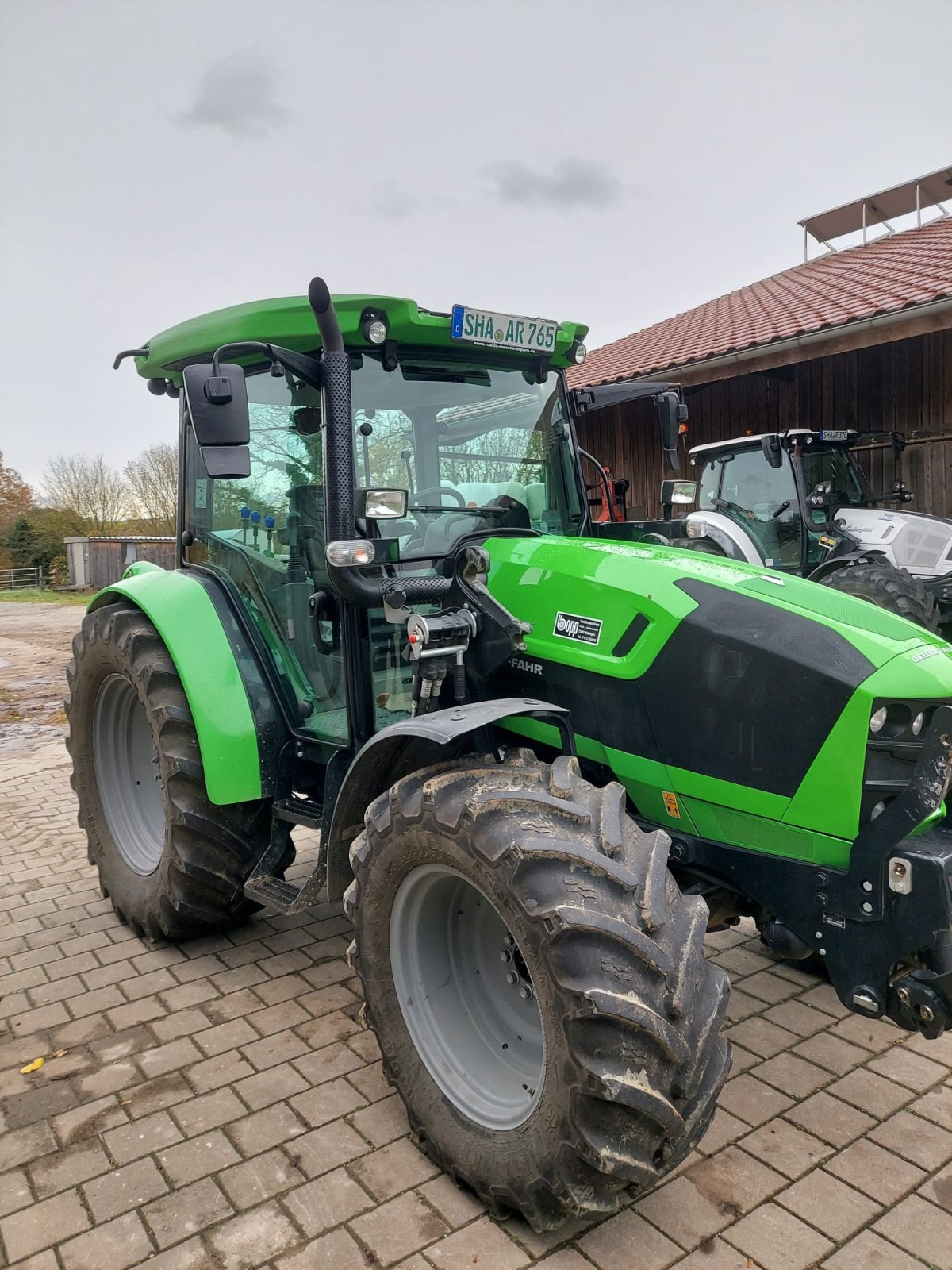 Traktor del tipo Deutz-Fahr 5100 G, Gebrauchtmaschine en Donaueschingen (Imagen 1)