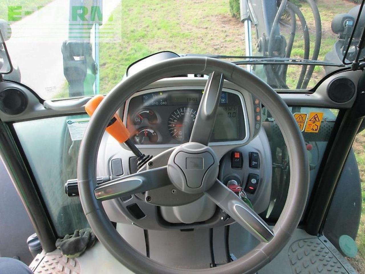 Traktor van het type Deutz-Fahr 5100 ttv TTV, Gebrauchtmaschine in VELBERT (Foto 11)